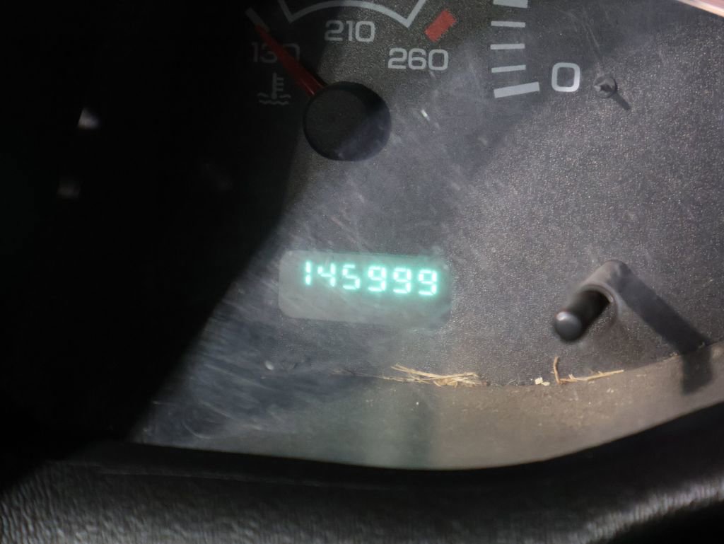 Used 2000 Dodge Ram 1500 Truck SLT image 31