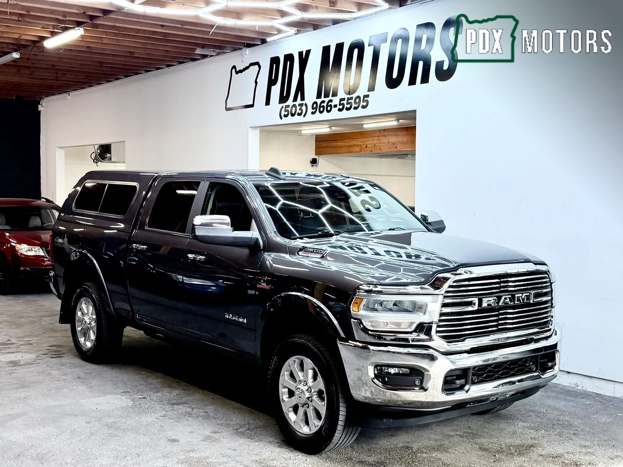 Used 2019 RAM 2500 Laramie AWD/4WD image 1