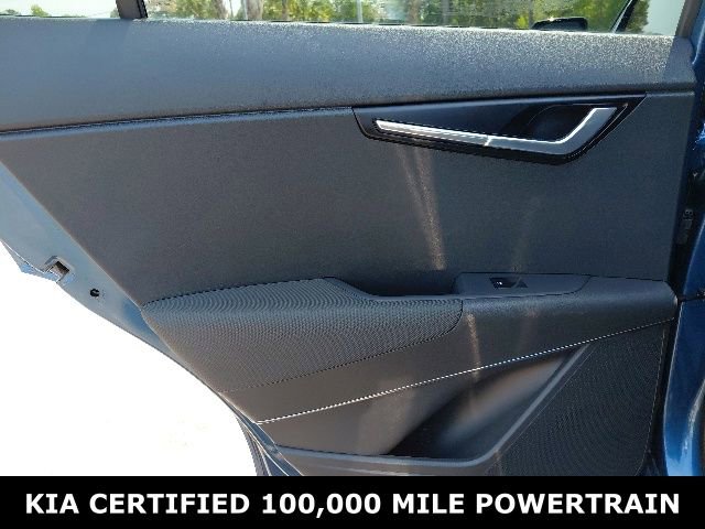 Certified 2025 Kia Niro SX FWD image 24