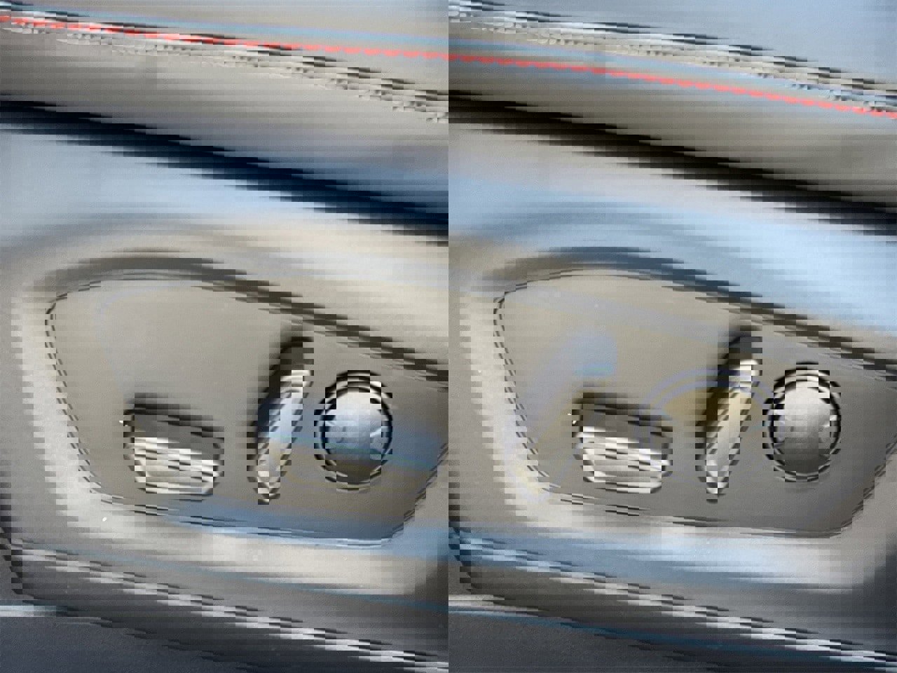 New 2025 Ford Explorer ST-Line w/ Premium Package image 21