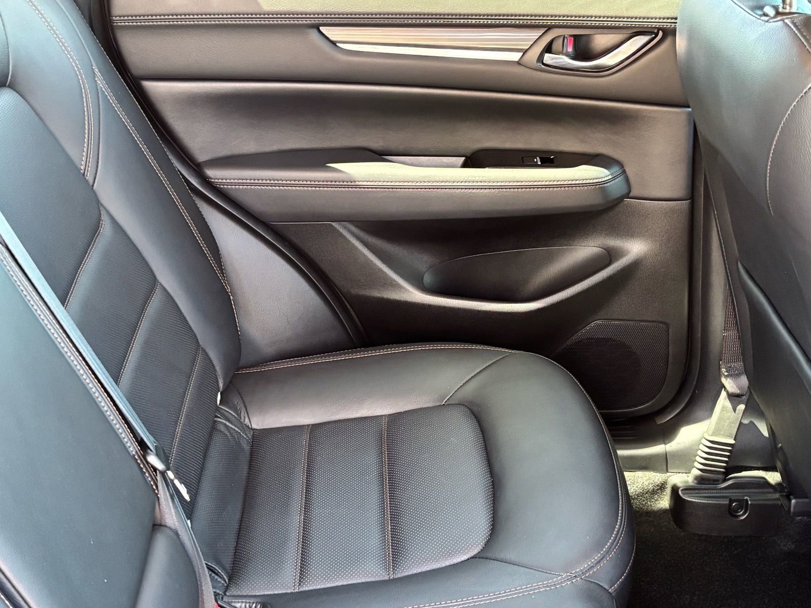 Used 2022 MAZDA CX-5 AWD 2.5 S w/ Premium Plus Pkg image 11