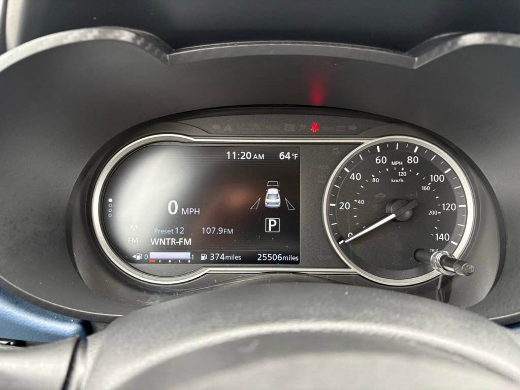 Used 2025 Nissan Versa SV image 15