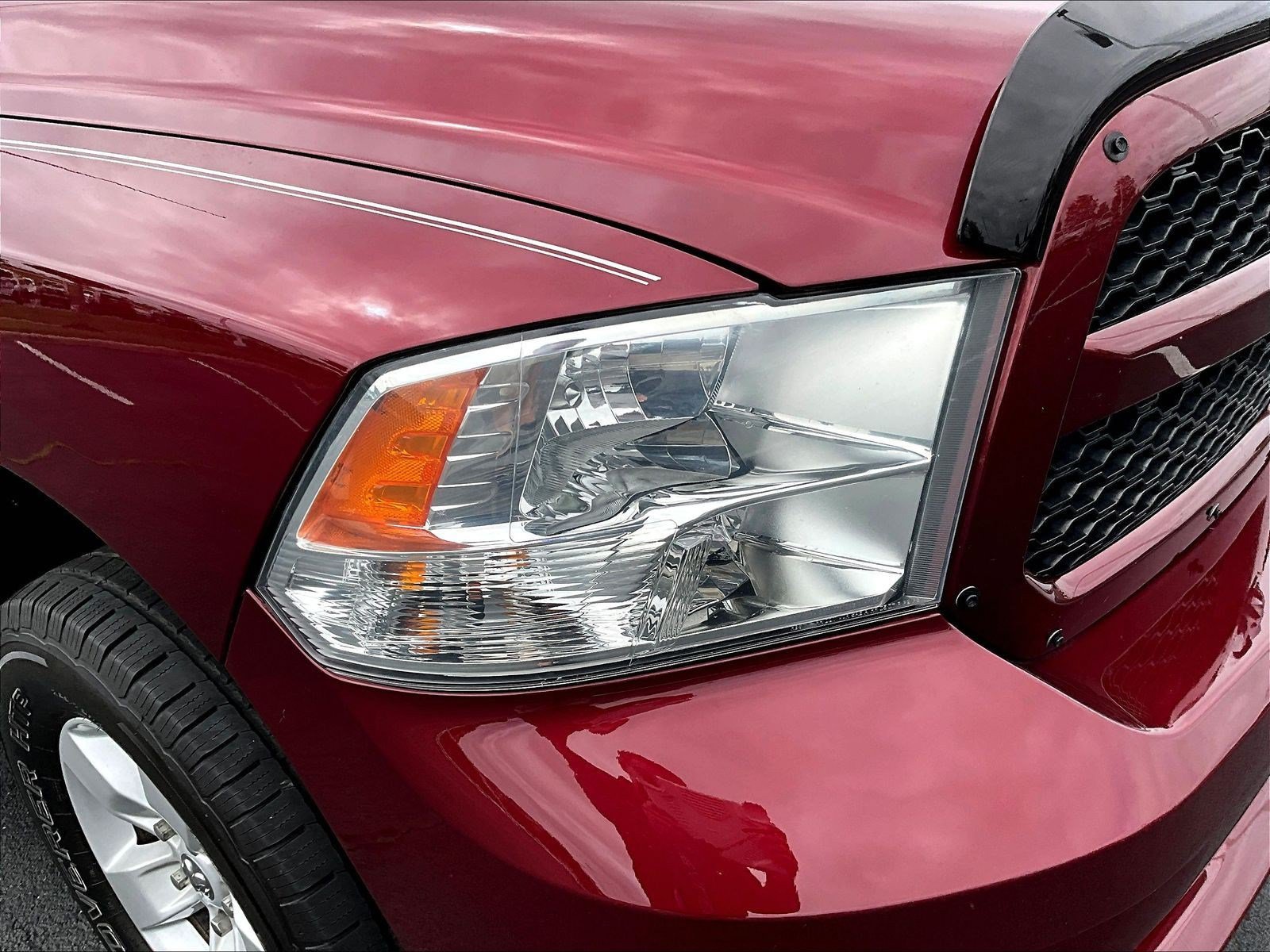 Used 2017 RAM 1500 Express RWD image 33