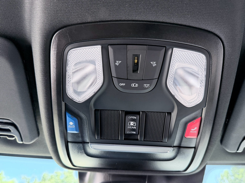 Used 2025 RAM 3500 Tradesman AWD/4WD image 16