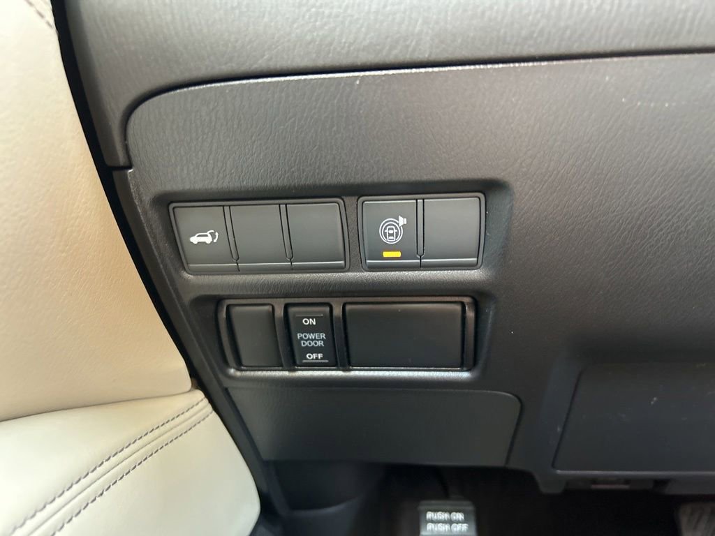 Used 2022 Nissan Armada SV w/ SV Appearance Package RWD image 30
