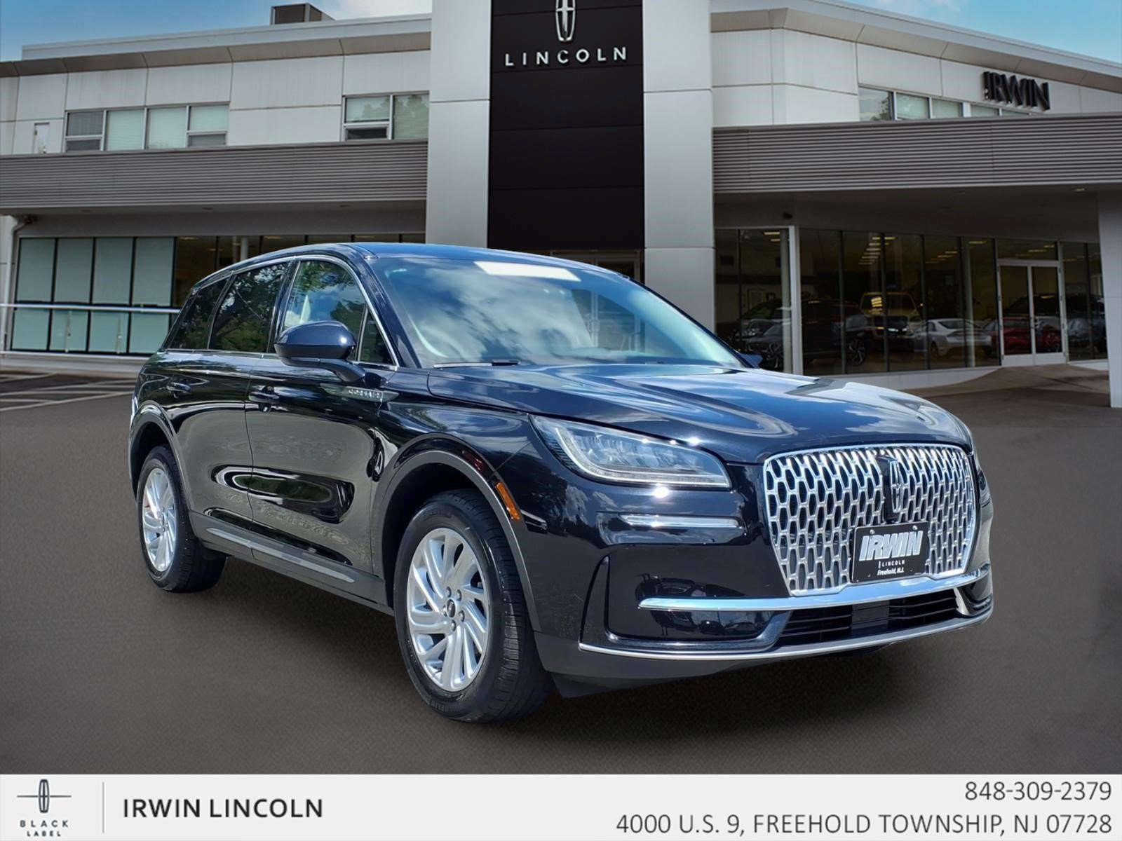 Certified 2023 Lincoln Corsair AWD image 2