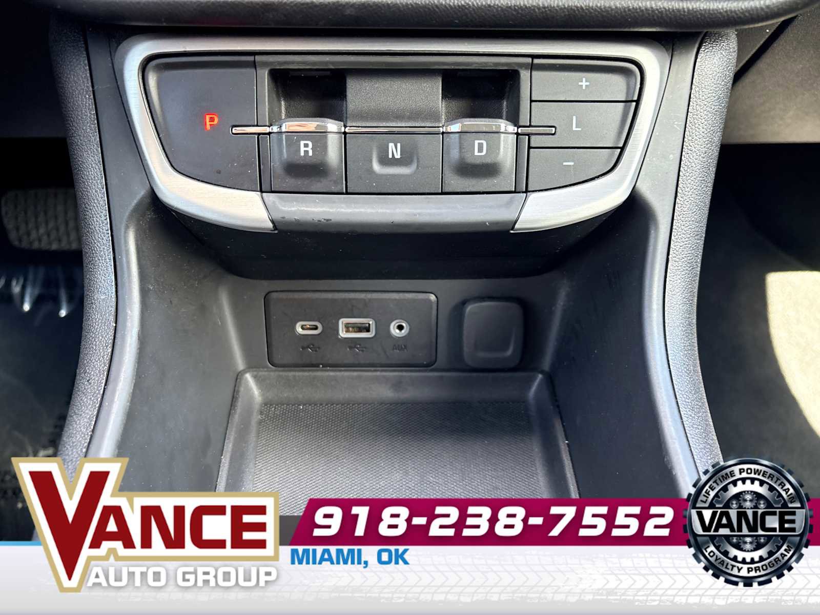 Used 2022 GMC Terrain SLE w/ Driver Convenience Package image 25