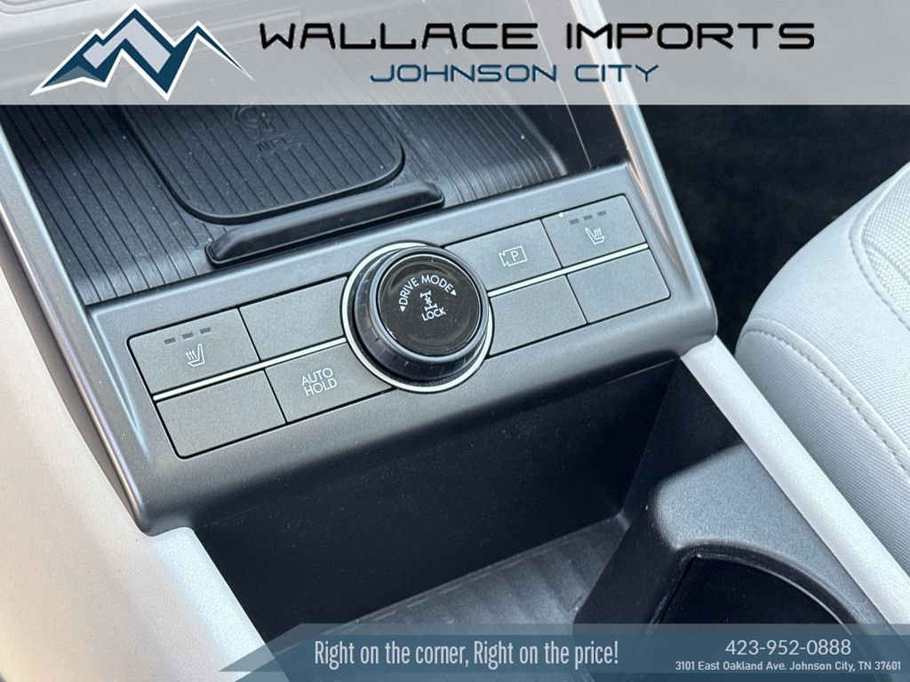 Used 2025 Hyundai Kona SEL image 28