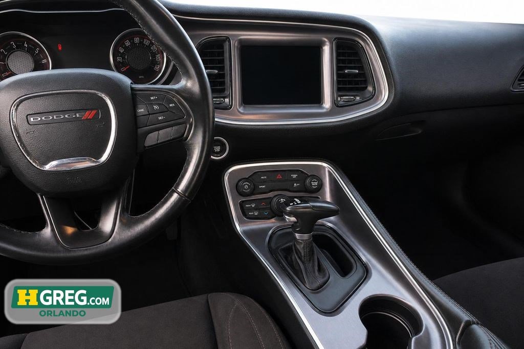 Used 2018 Dodge Challenger SXT RWD image 11
