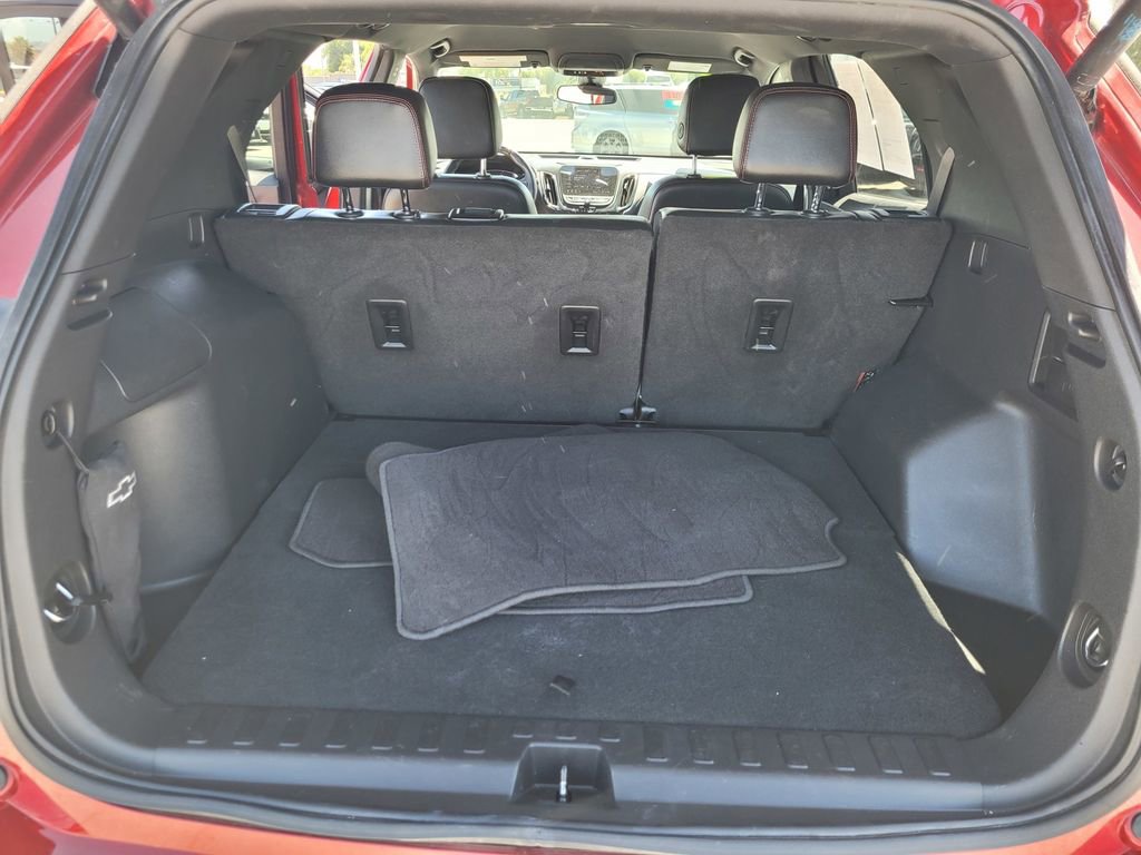 Used 2022 Chevrolet Equinox RS w/ RS Leather Package image 10