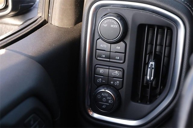 Used 2022 Chevrolet Silverado 1500 LT Trail Boss w/ LT Trail Boss Premium Package image 15