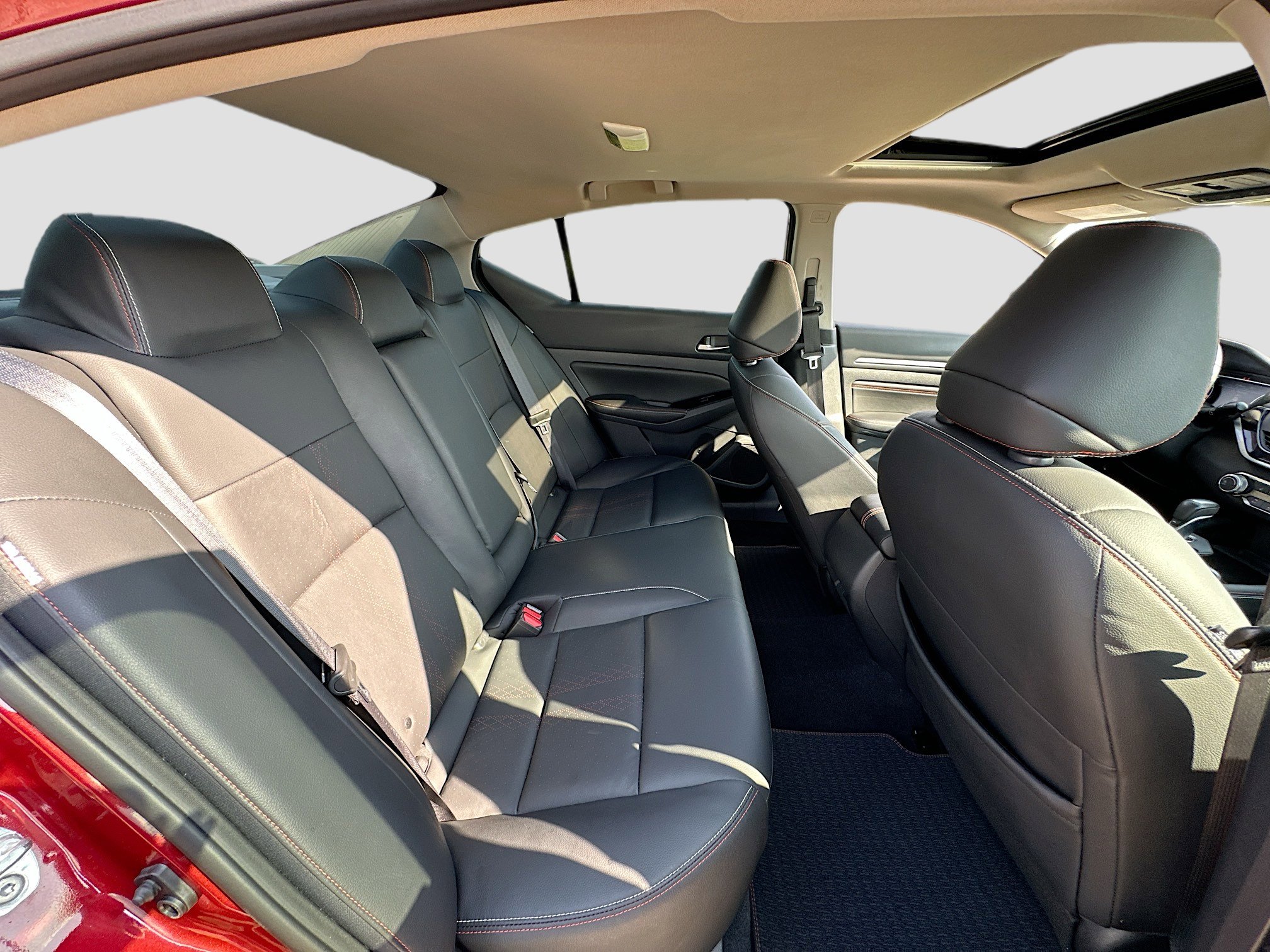 Used 2023 Nissan Altima 2.5 SR w/ SR Premium Package image 25