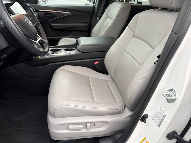 Used 2024 Honda Passport EX-L image 9