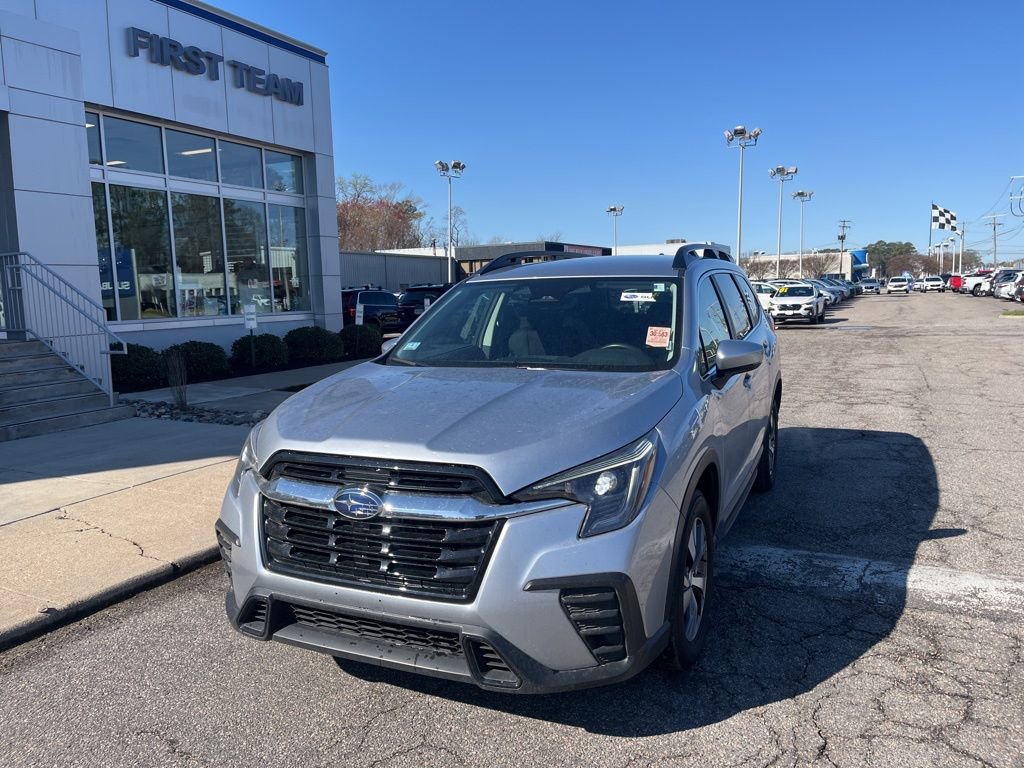 Used 2025 Subaru Ascent Premium image 7