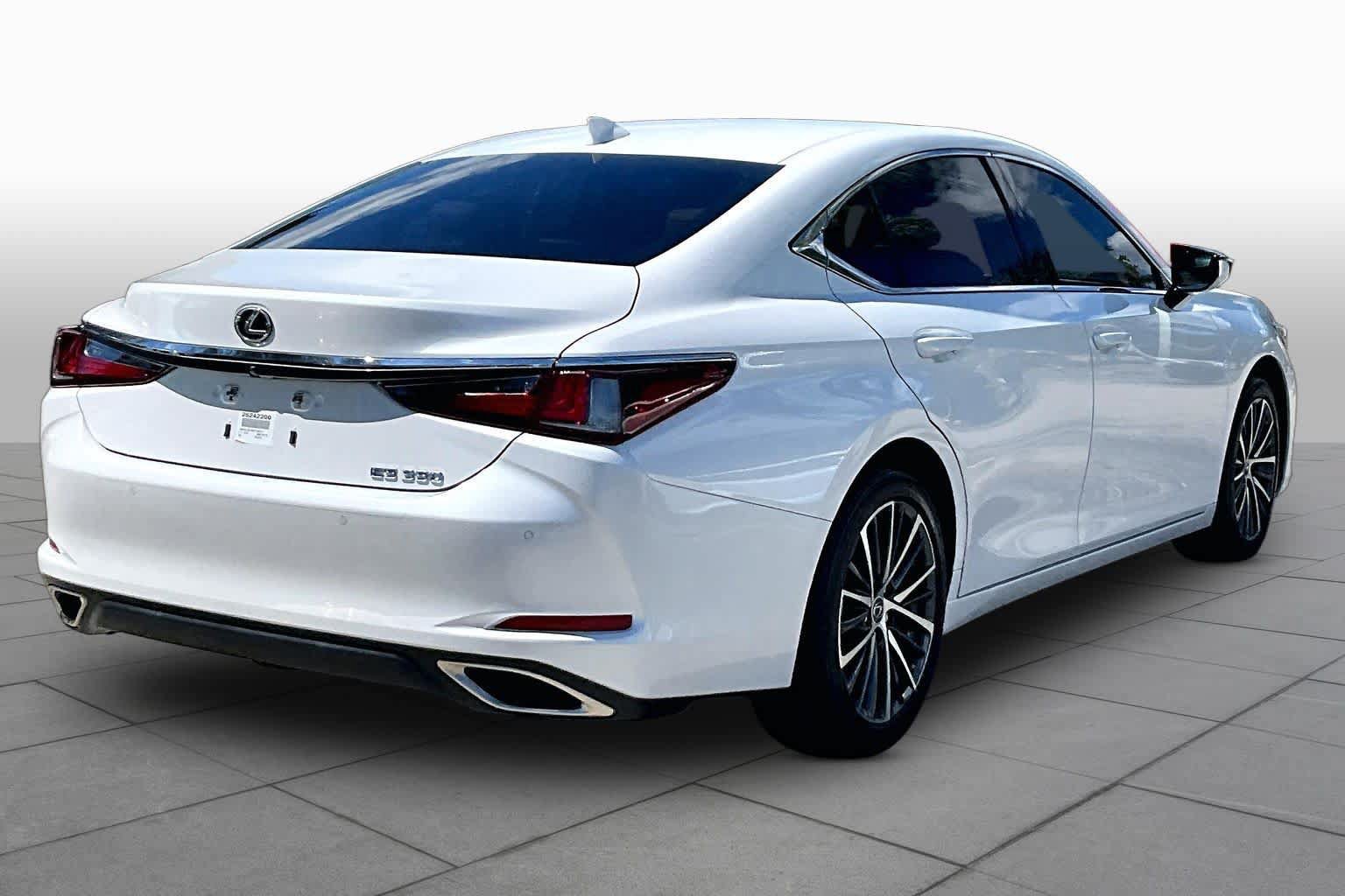 Used 2025 Lexus ES 350 w/ Premium Package FWD image 13