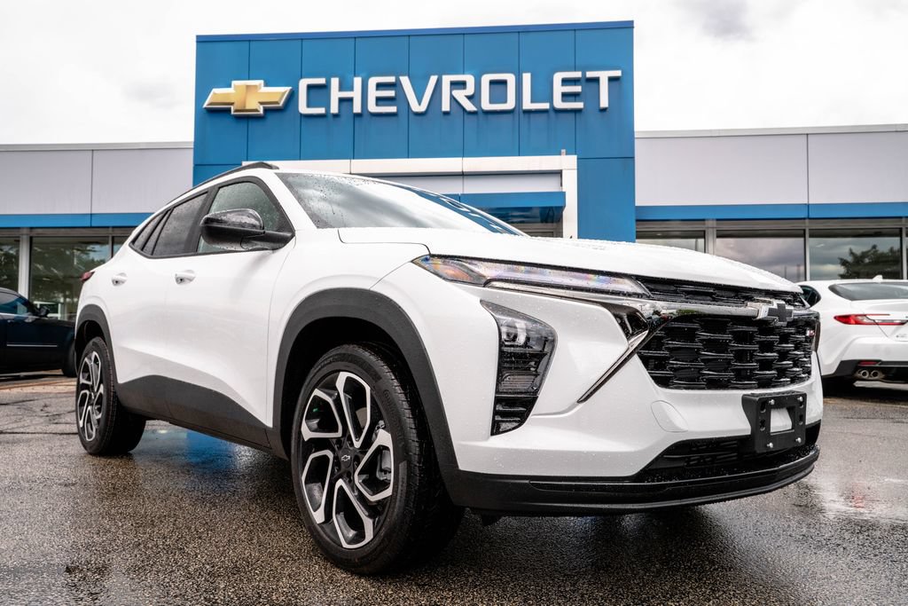 New 2026 Chevrolet Trax RS w/ Driver Confidence Package FWD image 1