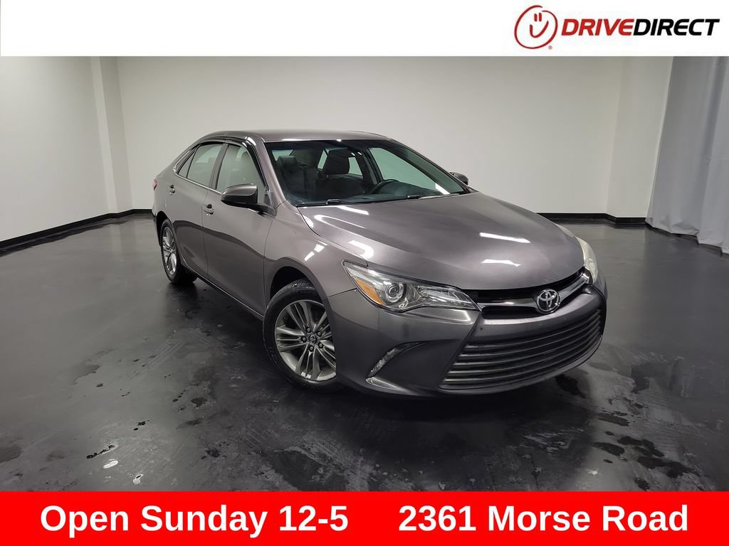 Used 2016 Toyota Camry SE FWD image 1