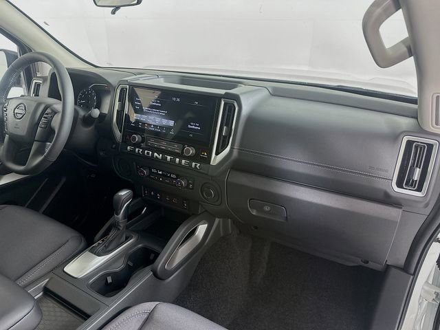 New 2025 Nissan Frontier SV w/ SV Convenience Package image 30