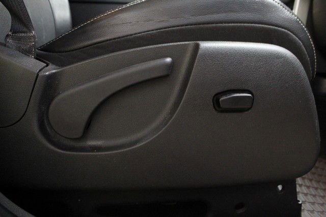 Used 2010 Jeep Liberty Limited image 10