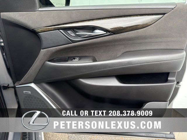 Used 2018 Cadillac Escalade Platinum image 11