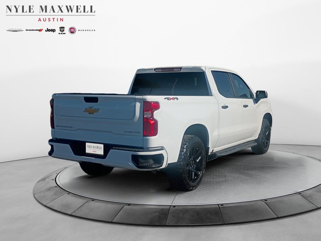 Used 2024 Chevrolet Silverado 1500 Custom image 16