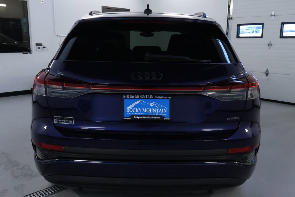 Used 2022 Audi Q4 e-tron Premium Plus w/ Premium Plus image 6