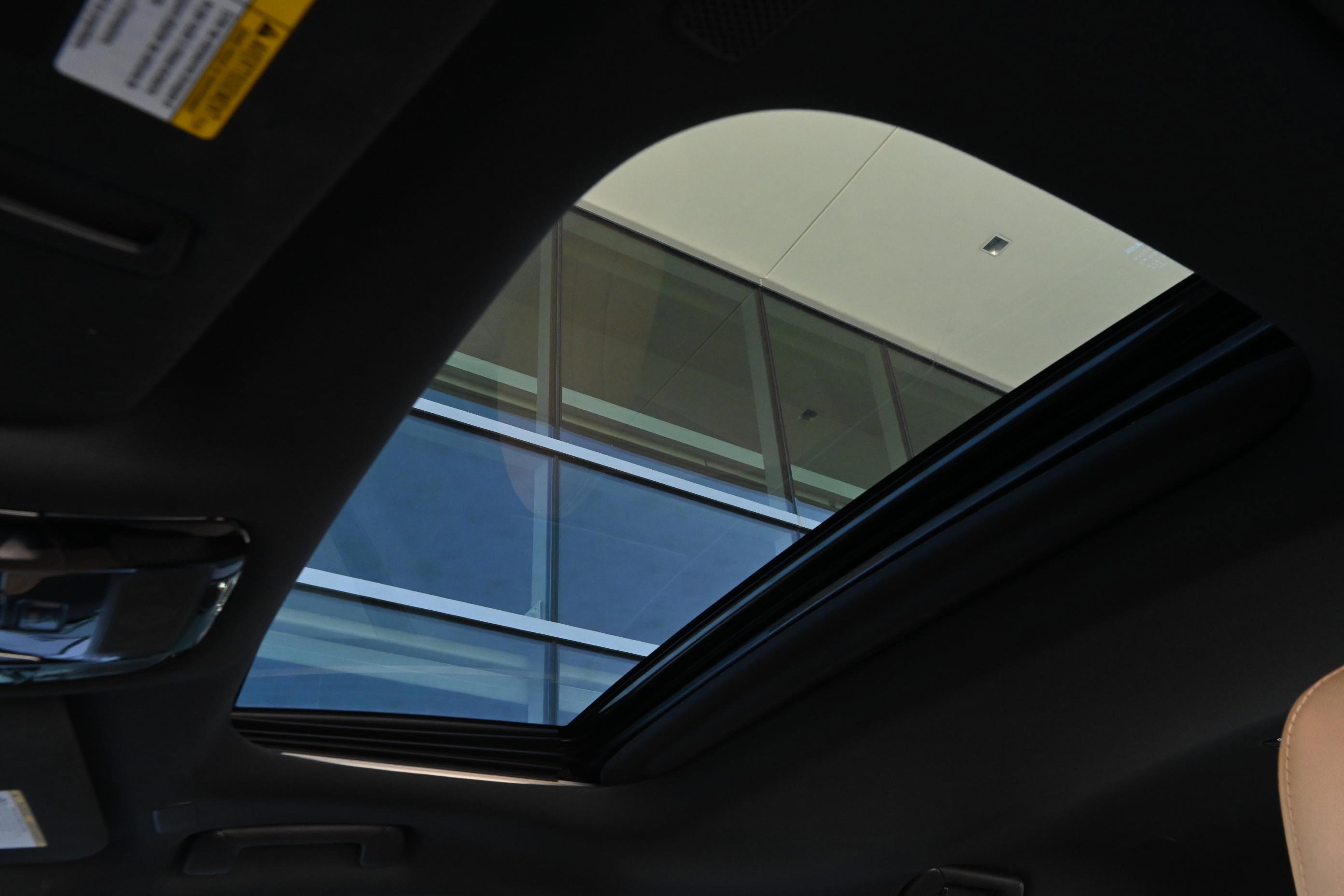 Used 2026 Lexus RX 350 Premium Plus w/ Accessory Package (Z1) image 21