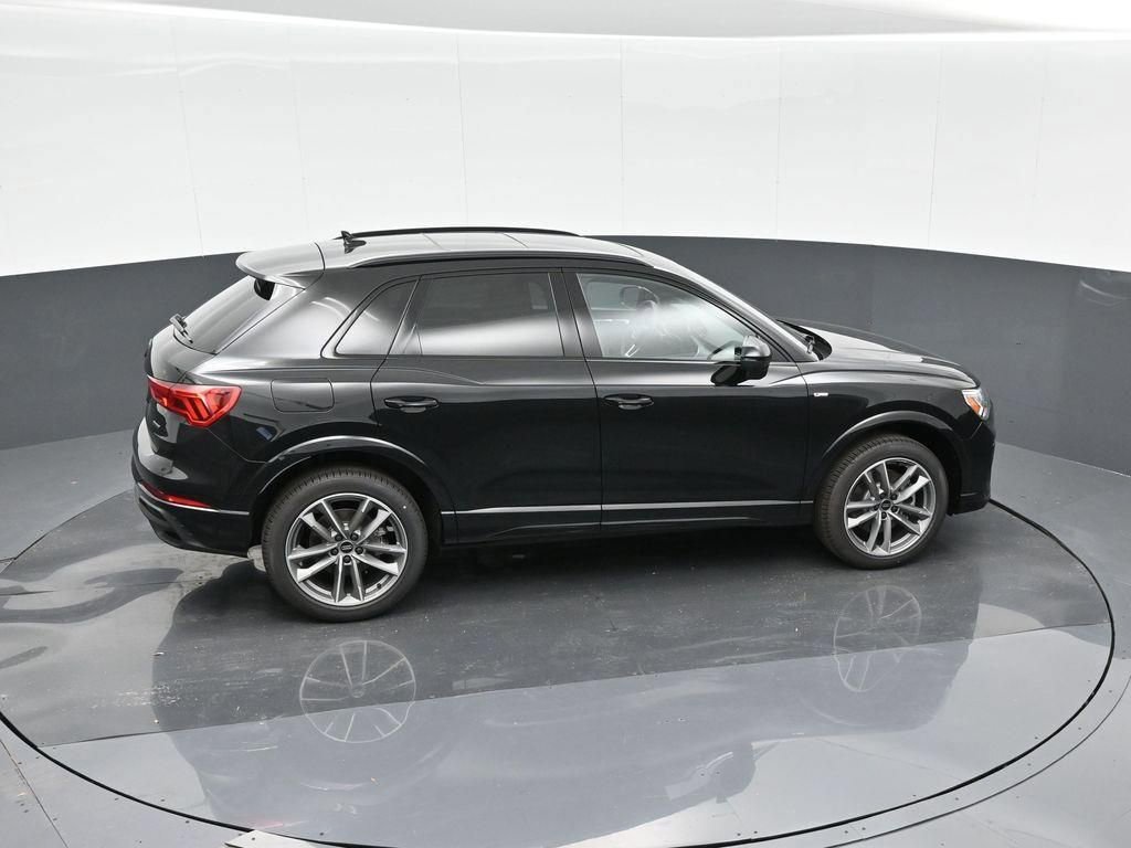 New 2025 Audi Q3 2.0T Premium image 16