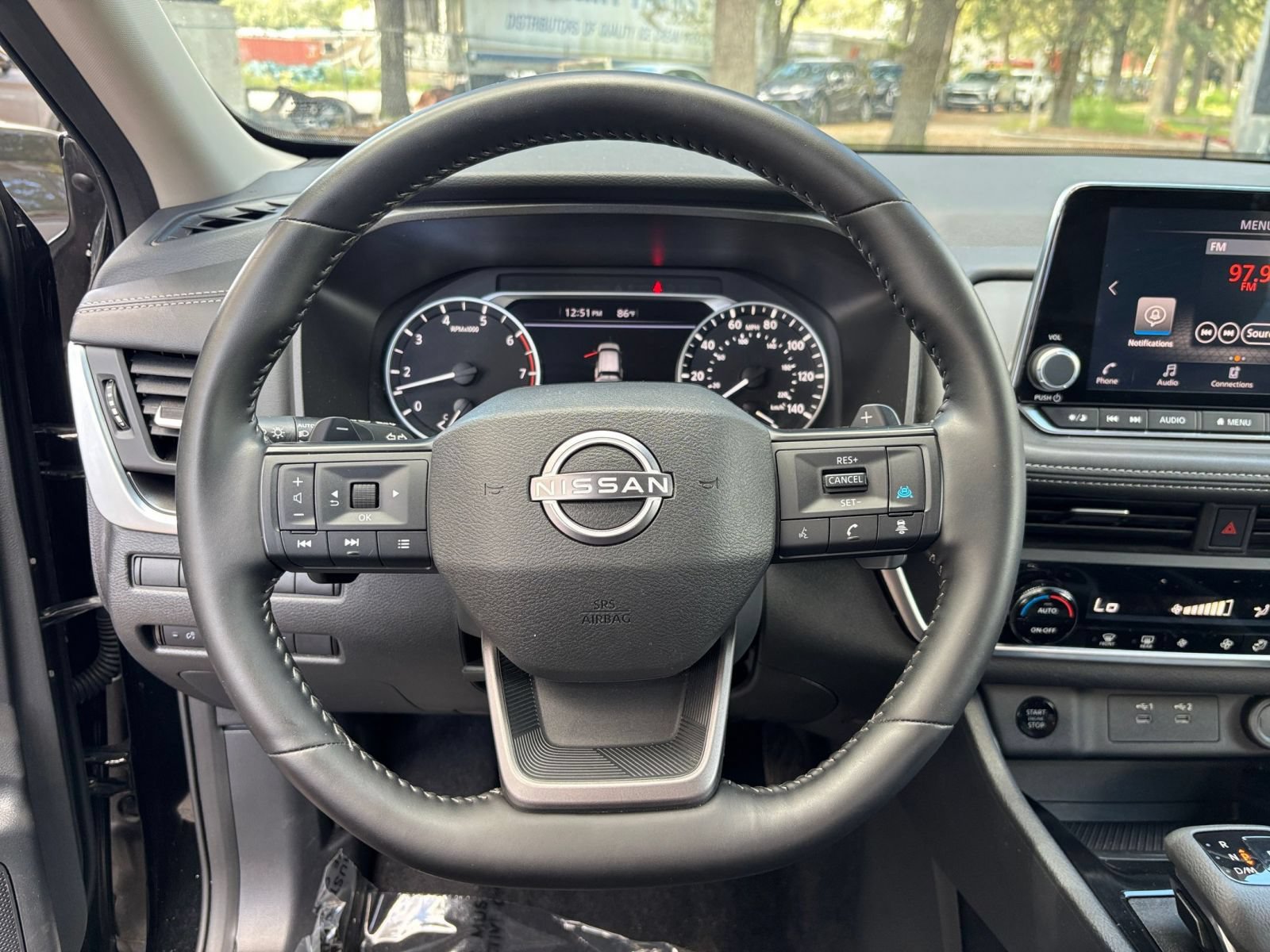 Used 2026 Nissan Rogue SV AWD/4WD image 27