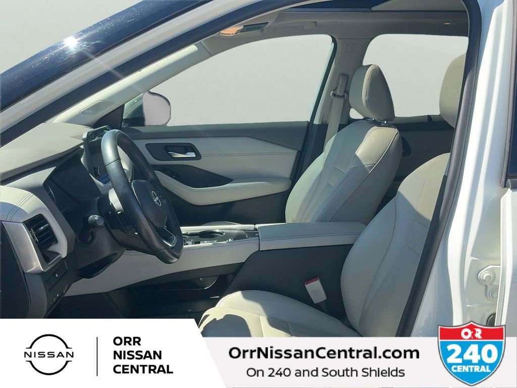 Used 2023 Nissan Rogue SL w/ SL Premium Package FWD image 17