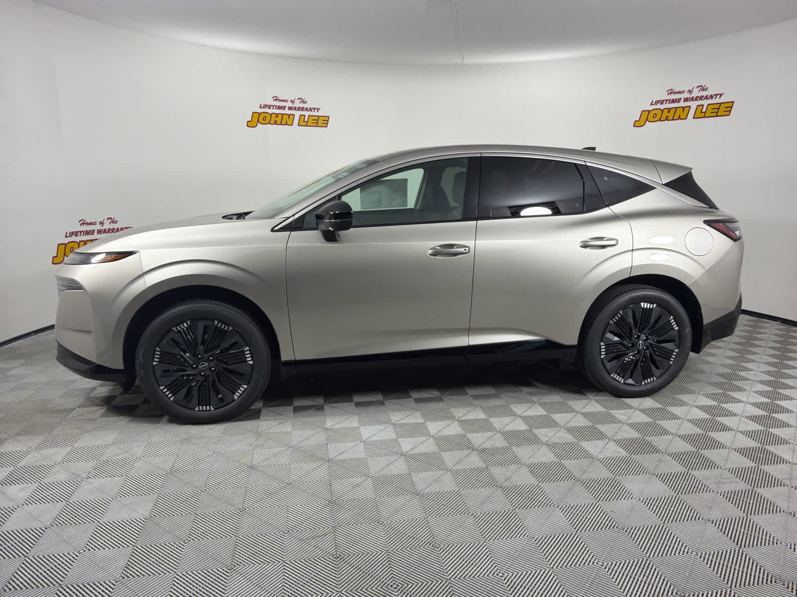 New 2026 Nissan Murano Platinum w/ Cargo Package AWD/4WD image 2