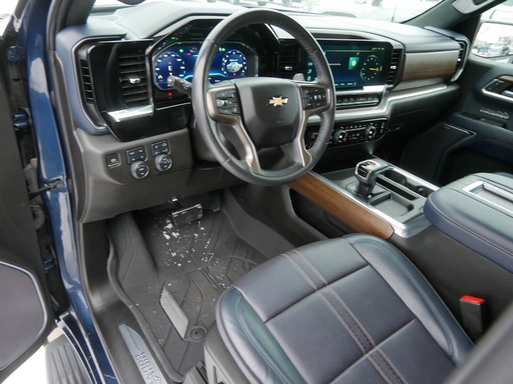 Used 2022 Chevrolet Silverado 1500 High Country image 13