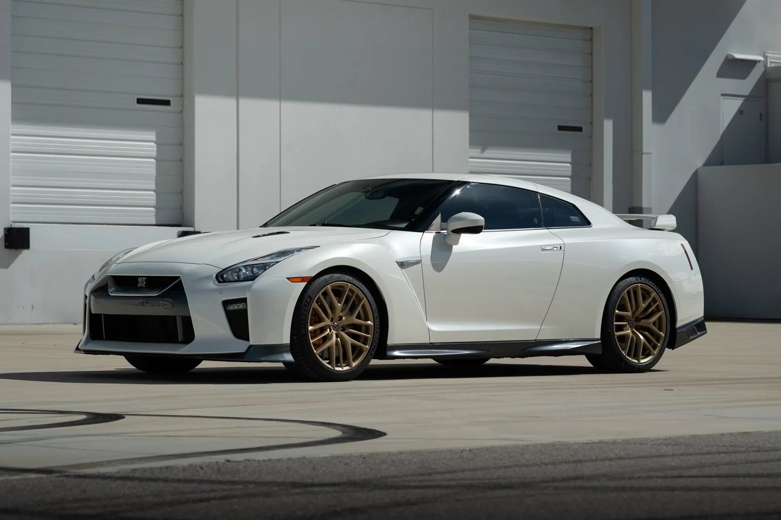 Used 2017 Nissan GT-R Premium w/ Premium Interior Package