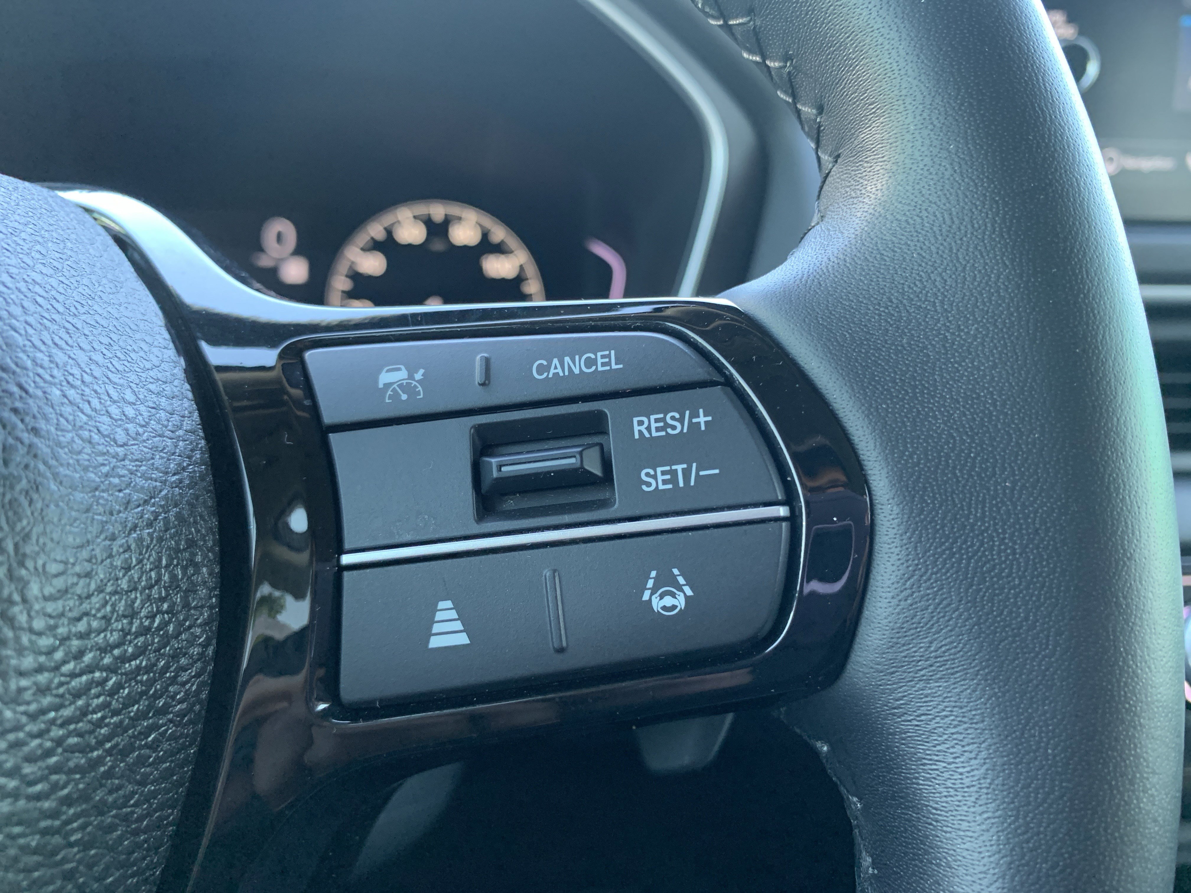 Used 2025 Honda Pilot Touring image 20