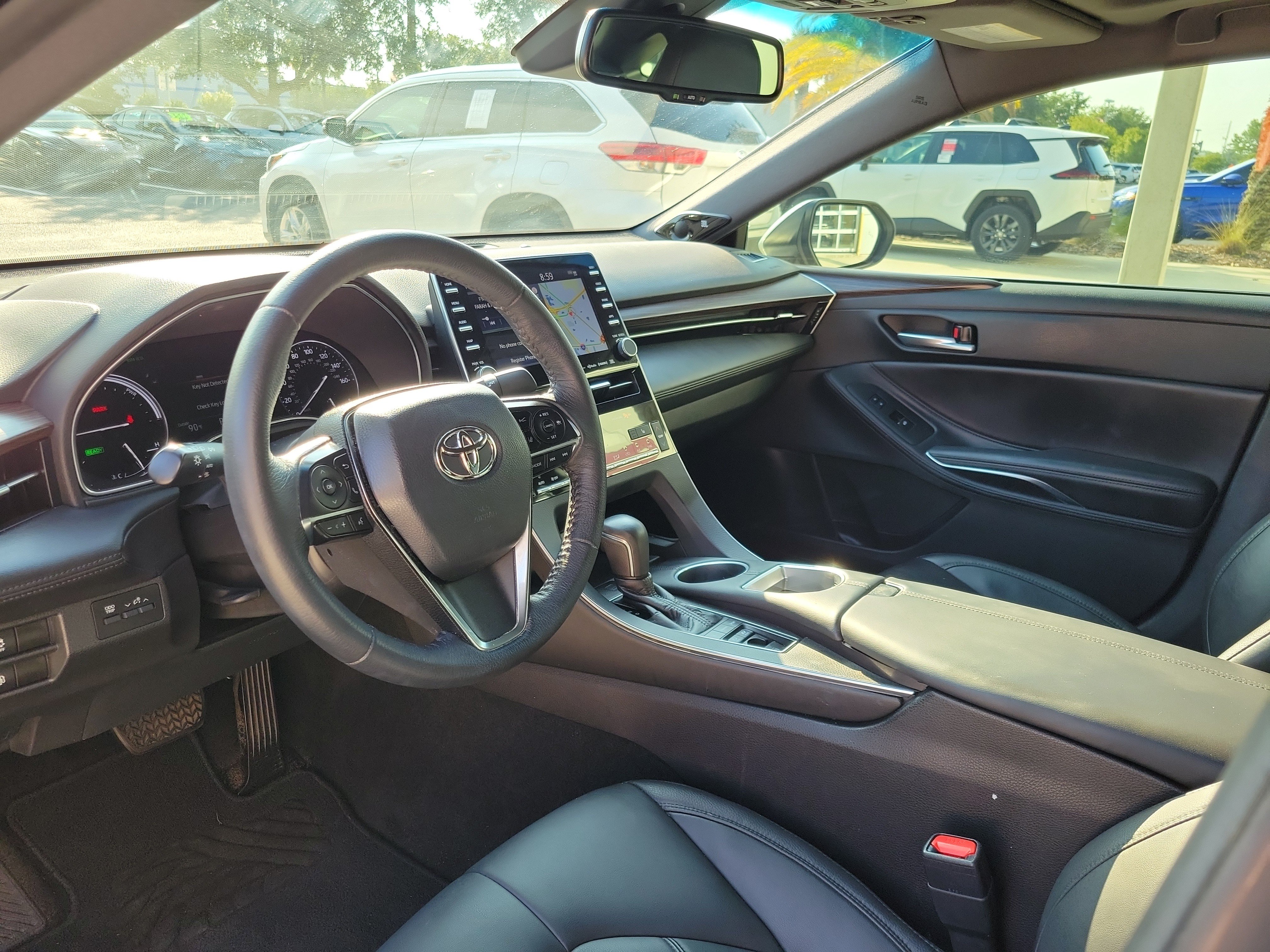 Used 2021 Toyota Avalon XLE w/ Moonroof Package FWD image 12