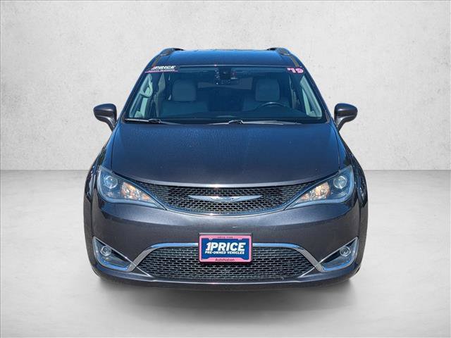 Used 2019 Chrysler Pacifica Touring-L Plus FWD video 2
