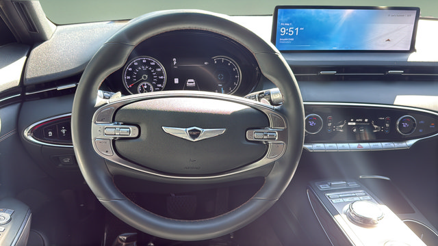 Used 2023 Genesis GV70 2.5T w/ Advanced Package AWD/4WD image 9