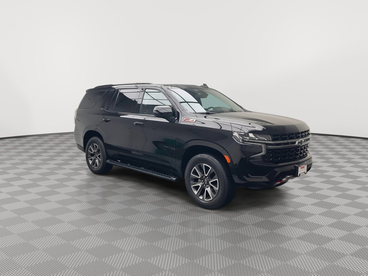 Certified 2022 Chevrolet Tahoe Z71 w/ Luxury Package AWD/4WD image 38