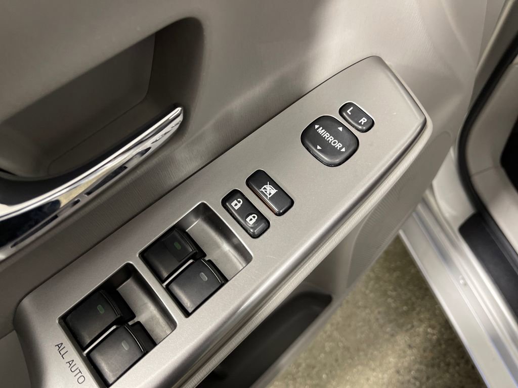 Used 2016 Toyota Prius V Two FWD image 16
