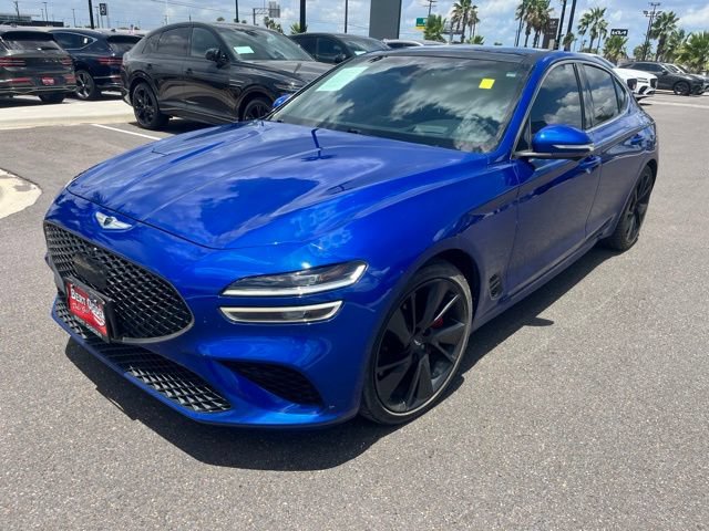 Used 2022 Genesis G70 3.3T RWD image 3