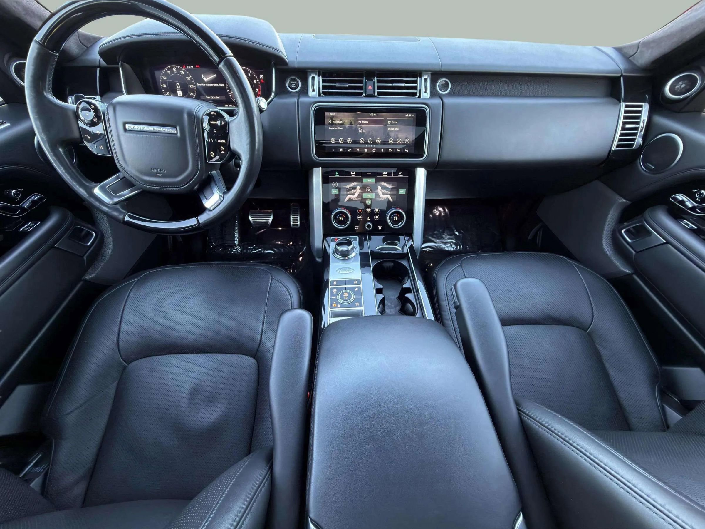 Used 2021 Land Rover Range Rover P525 Westminster Edition LWB image 17