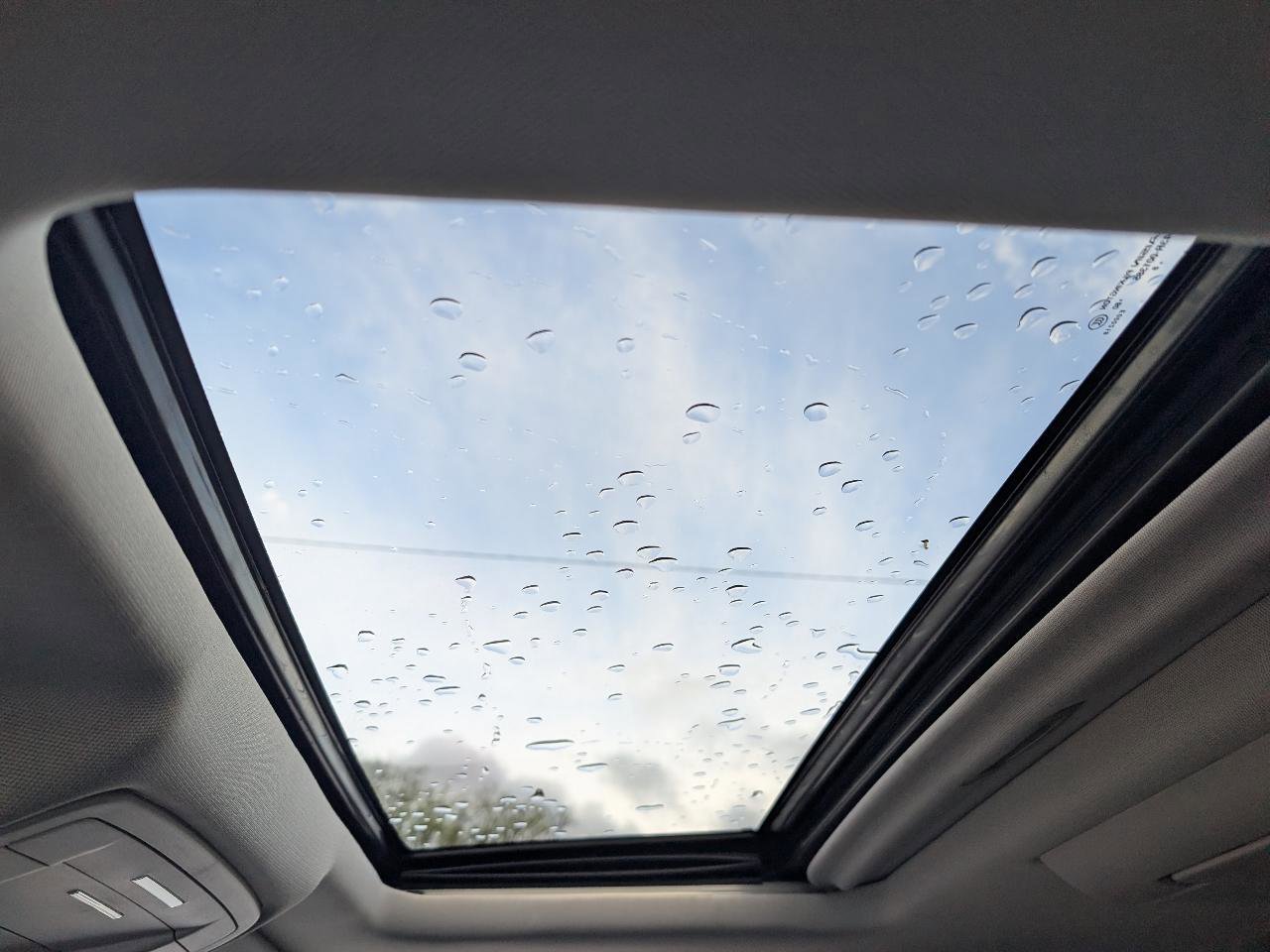 Used 2018 GMC Yukon XL Denali w/ Open Road Package image 23