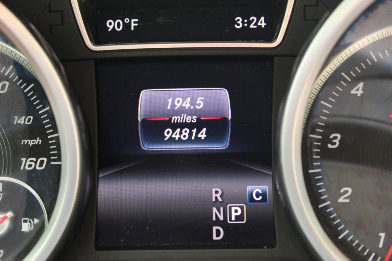 Used 2017 Mercedes-Benz GLS 450 4MATIC image 35