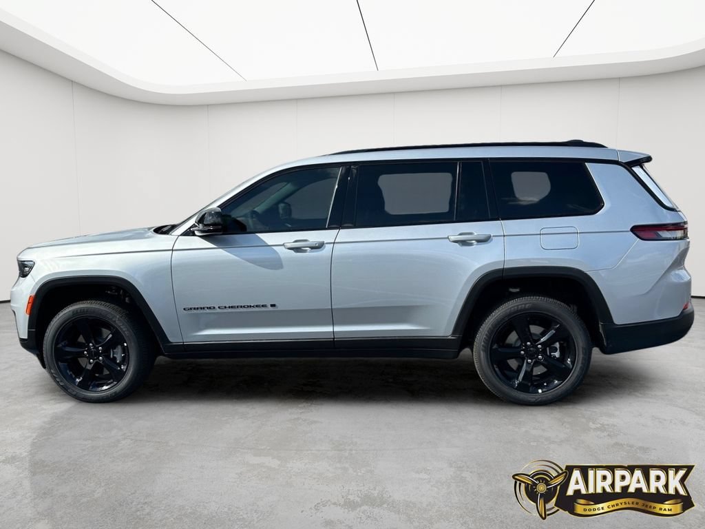 New 2025 Jeep Grand Cherokee L Altitude AWD/4WD image 8