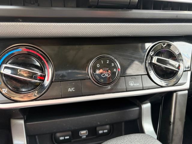 Certified 2023 Kia Seltos LX image 22