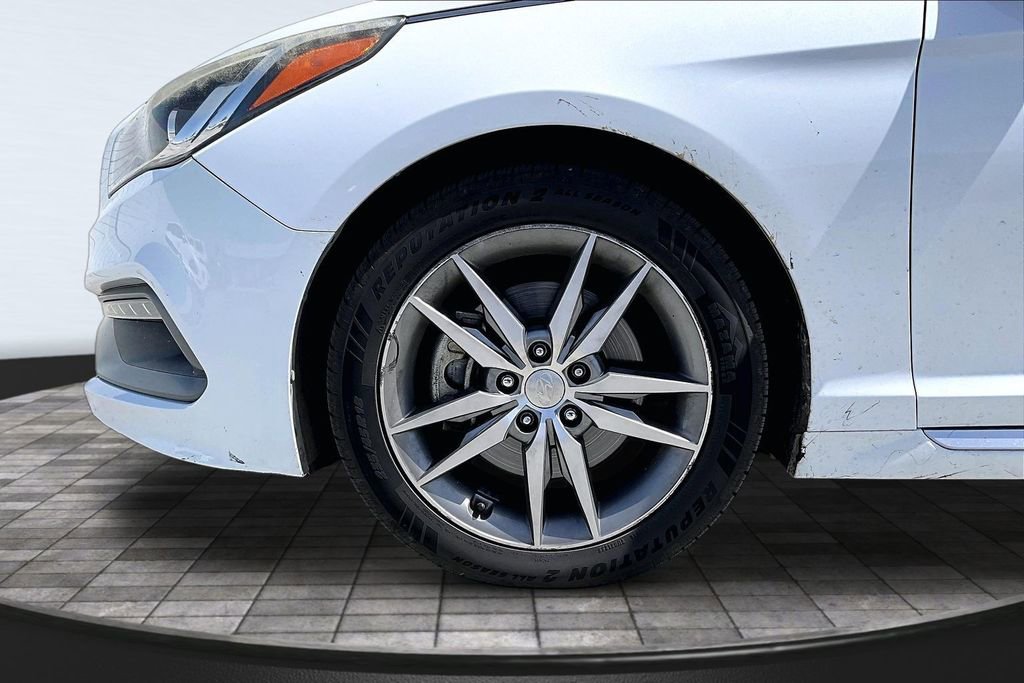 Used 2017 Hyundai Sonata Sport 2.0T image 32