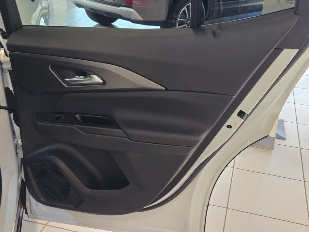 New 2026 Chevrolet Equinox EV LT FWD image 9