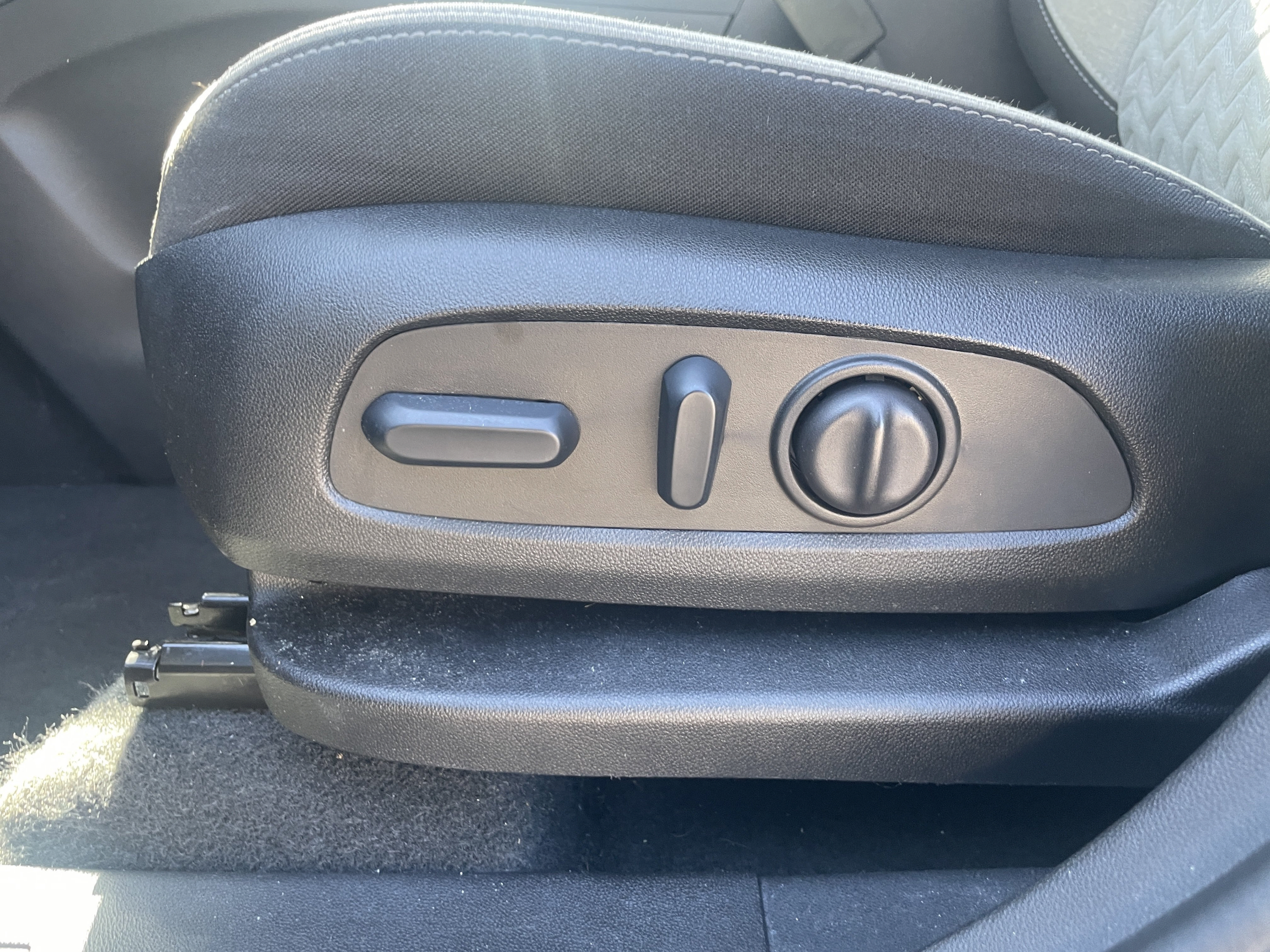Used 2024 Chevrolet Equinox LS w/ LS Convenience Package AWD/4WD image 7