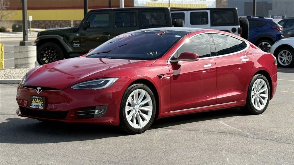 Used 2018 Tesla Model S 75D AWD/4WD image 3
