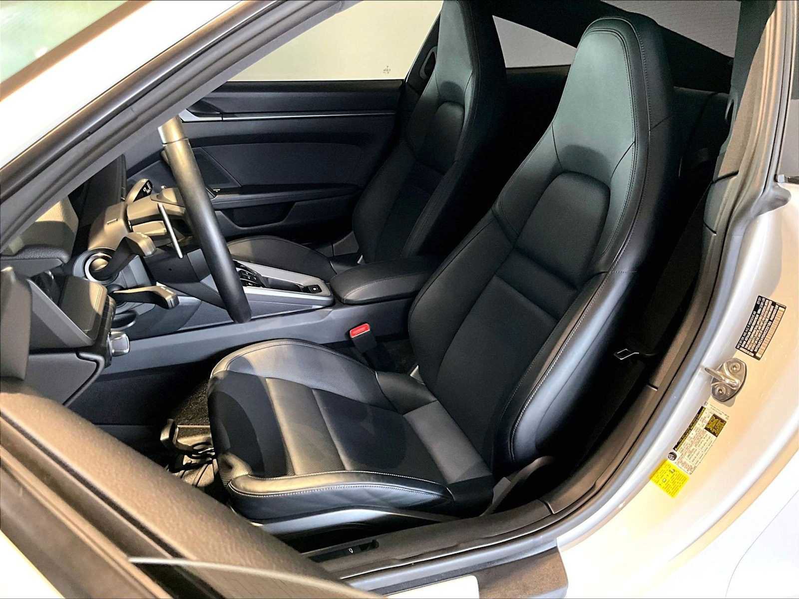 Used 2022 Porsche 911 Carrera S image 8